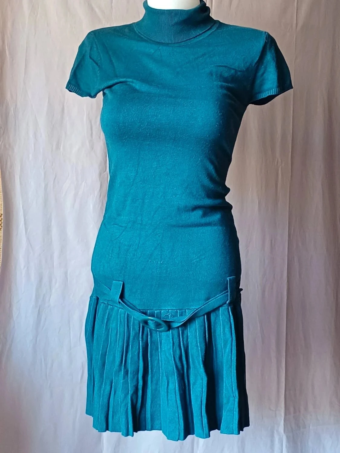 Robe demi saison bas plissée